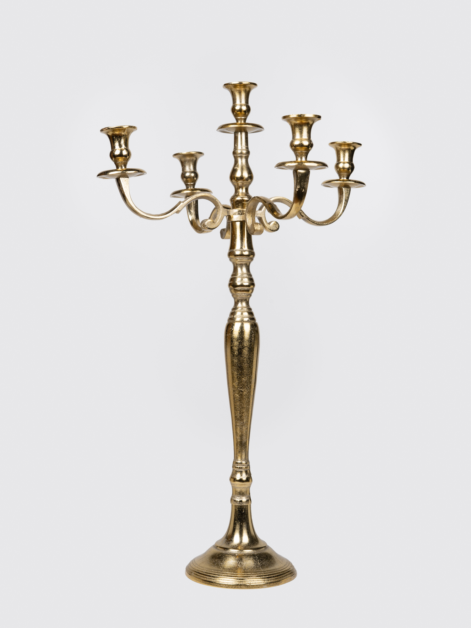 Candelabro dorado